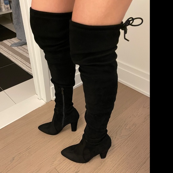 Over the knee heeled black boots - Picture 1 of 2